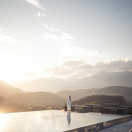 Hotel Winkler Sport & Spa Resort سان لورينزو دي سيباتو المظهر الخارجي الصورة