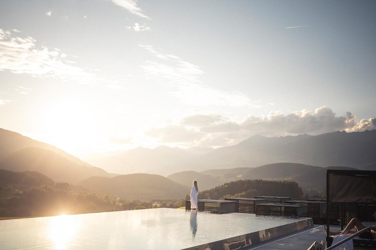 Hotel Winkler Sport & Spa Resort سان لورينزو دي سيباتو المظهر الخارجي الصورة